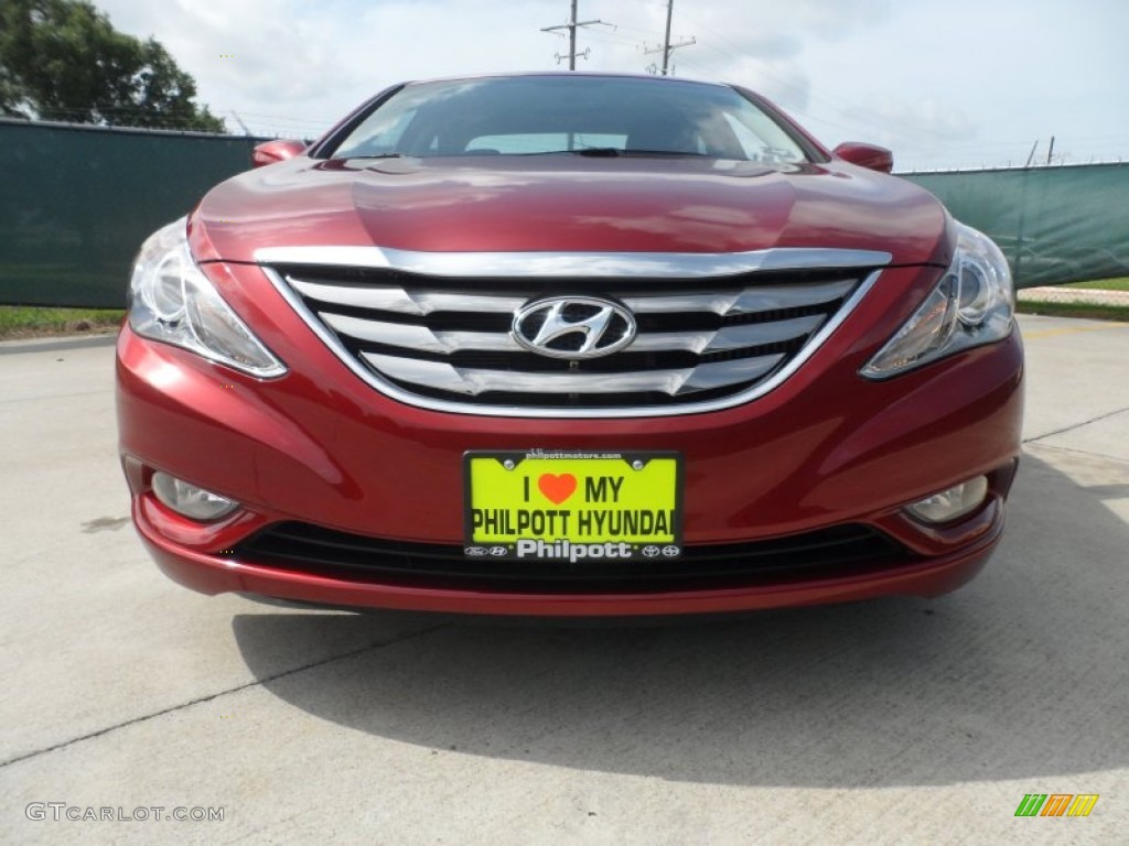 2011 Sonata SE 2.0T - Venetian Red / Black photo #9