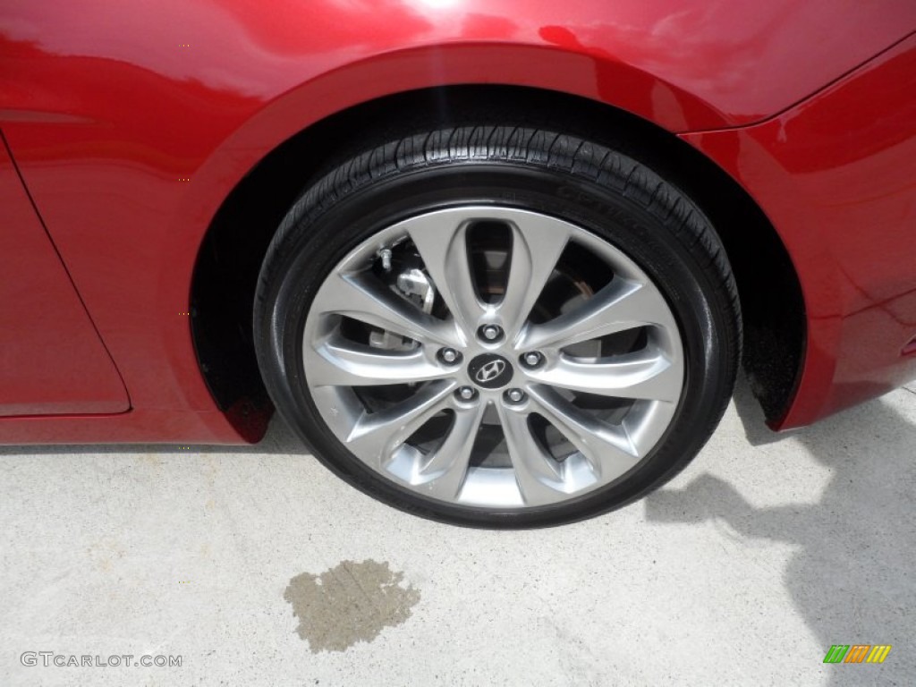 2011 Sonata SE 2.0T - Venetian Red / Black photo #15