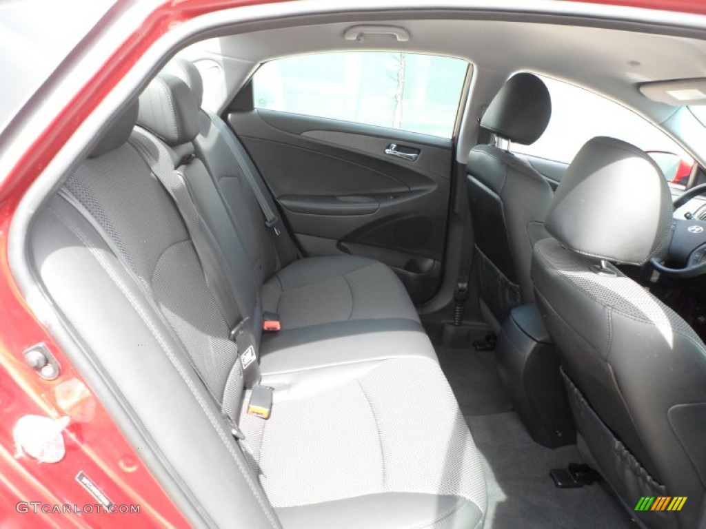 2011 Sonata SE 2.0T - Venetian Red / Black photo #29