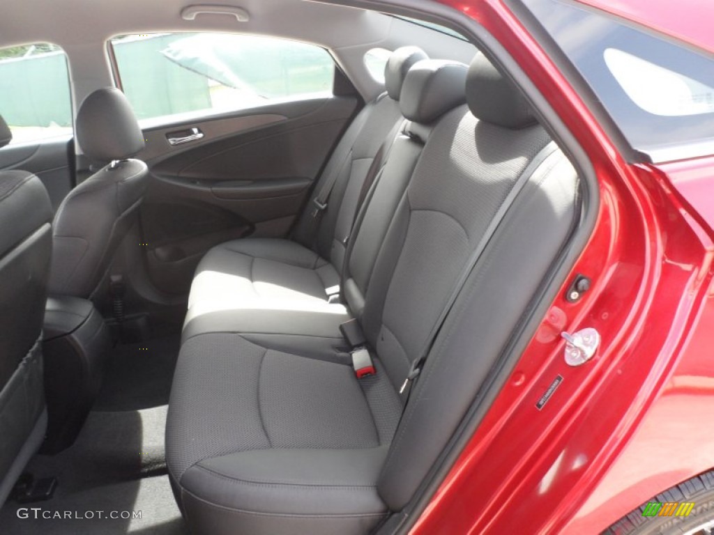2011 Sonata SE 2.0T - Venetian Red / Black photo #32