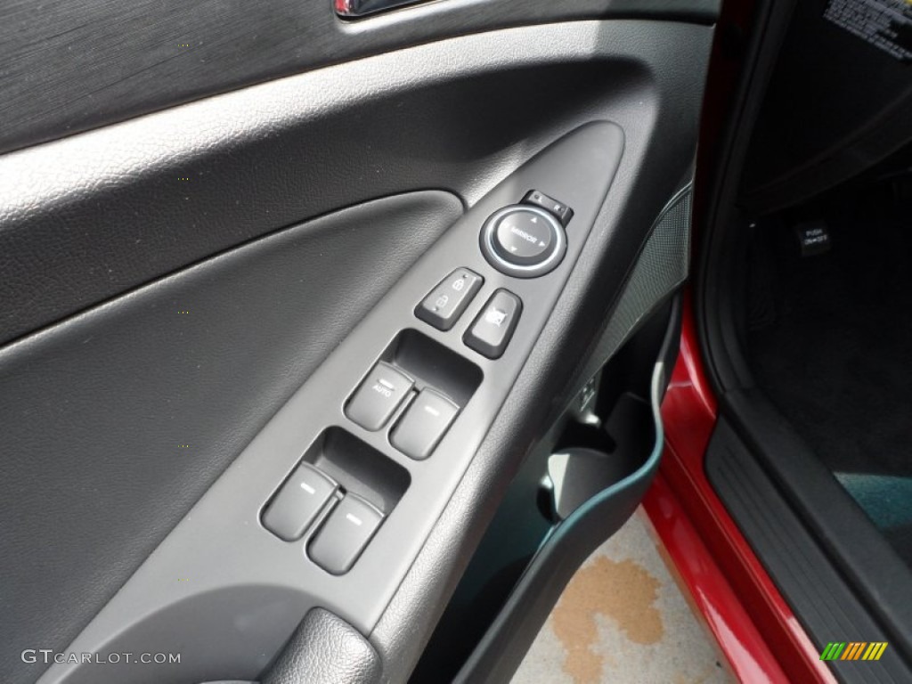 2011 Sonata SE 2.0T - Venetian Red / Black photo #34