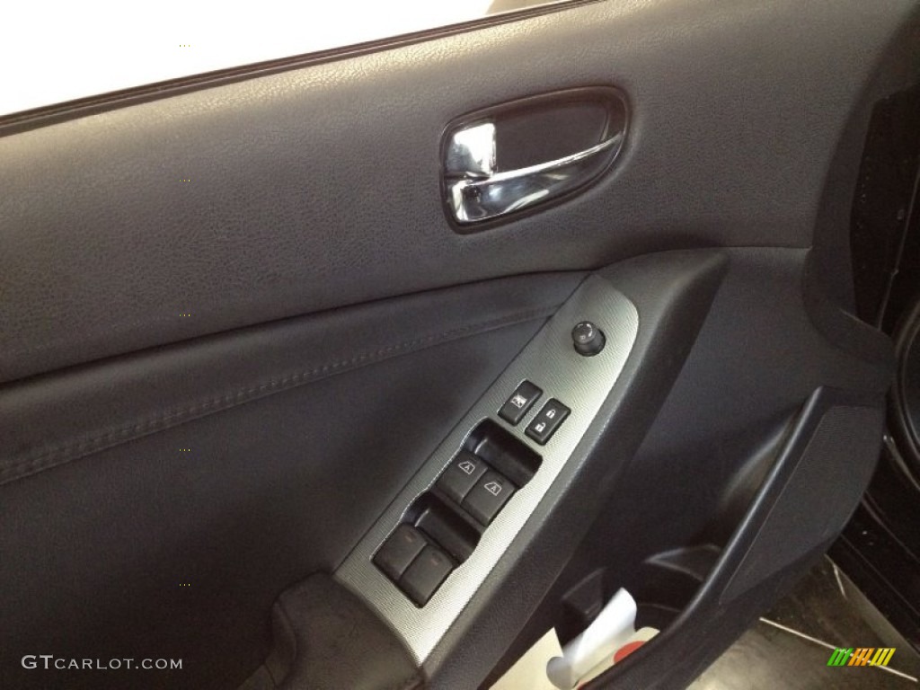 2009 Altima 2.5 SL - Super Black / Charcoal photo #12