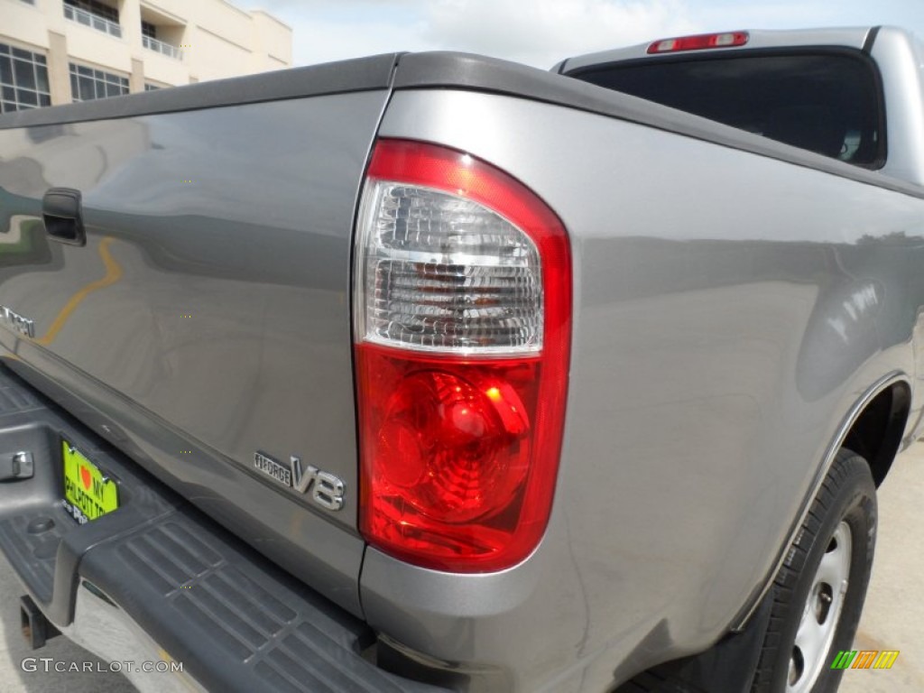 2005 Tundra SR5 Double Cab - Phantom Gray Pearl / Light Charcoal photo #19