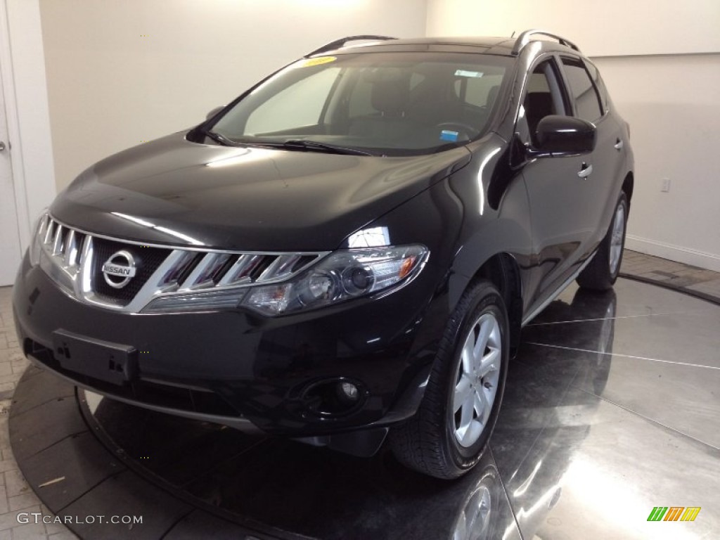 Super Black Nissan Murano