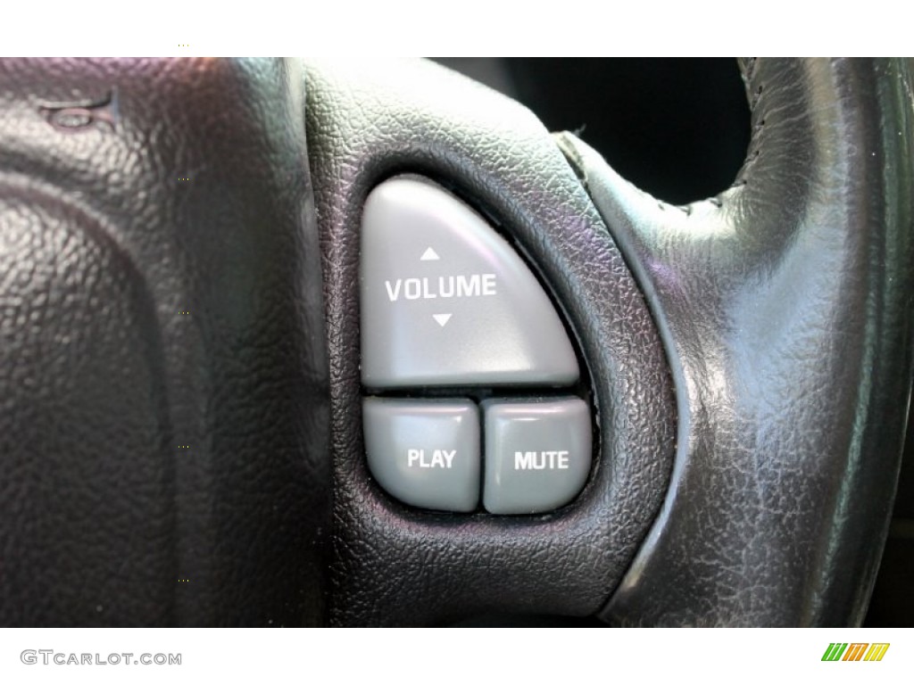 2002 Pontiac Firebird Coupe Controls Photo #66533012