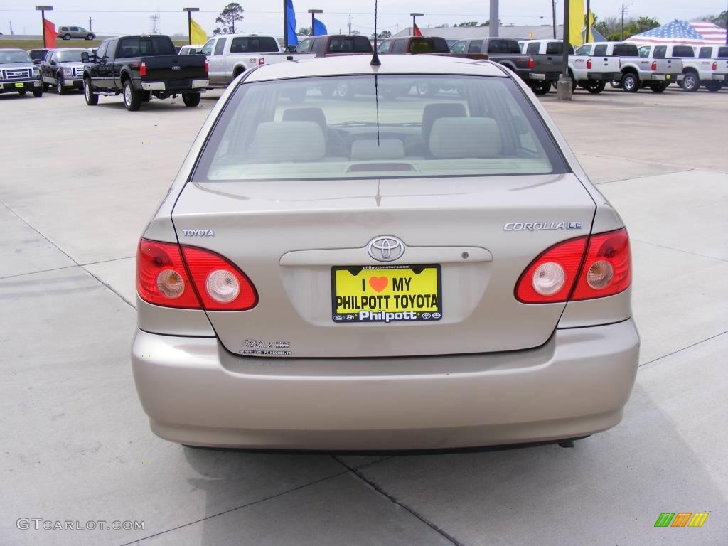 2005 Corolla LE - Desert Sand Mica / Pebble Beige photo #7