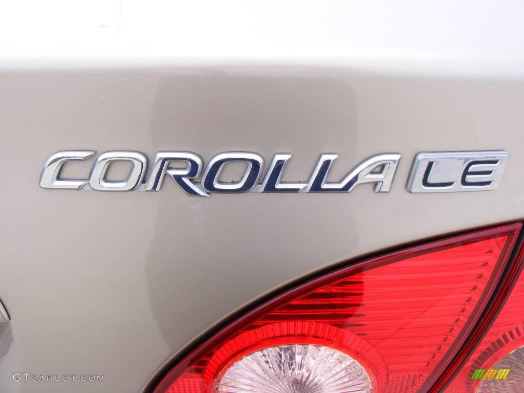 2005 Corolla LE - Desert Sand Mica / Pebble Beige photo #10