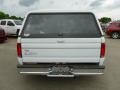 Oxford White - F350 XLT Crew Cab Dually Photo No. 4