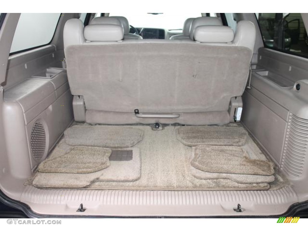 2001 GMC Yukon XL SLE 4x4 Trunk Photo #66535011