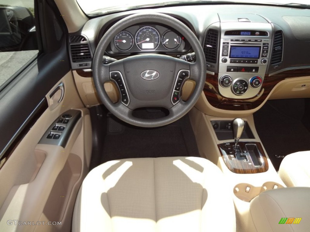 2011 Hyundai Santa Fe GLS Dashboard Photos