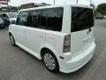 2004 Polar White Scion xB   photo #3