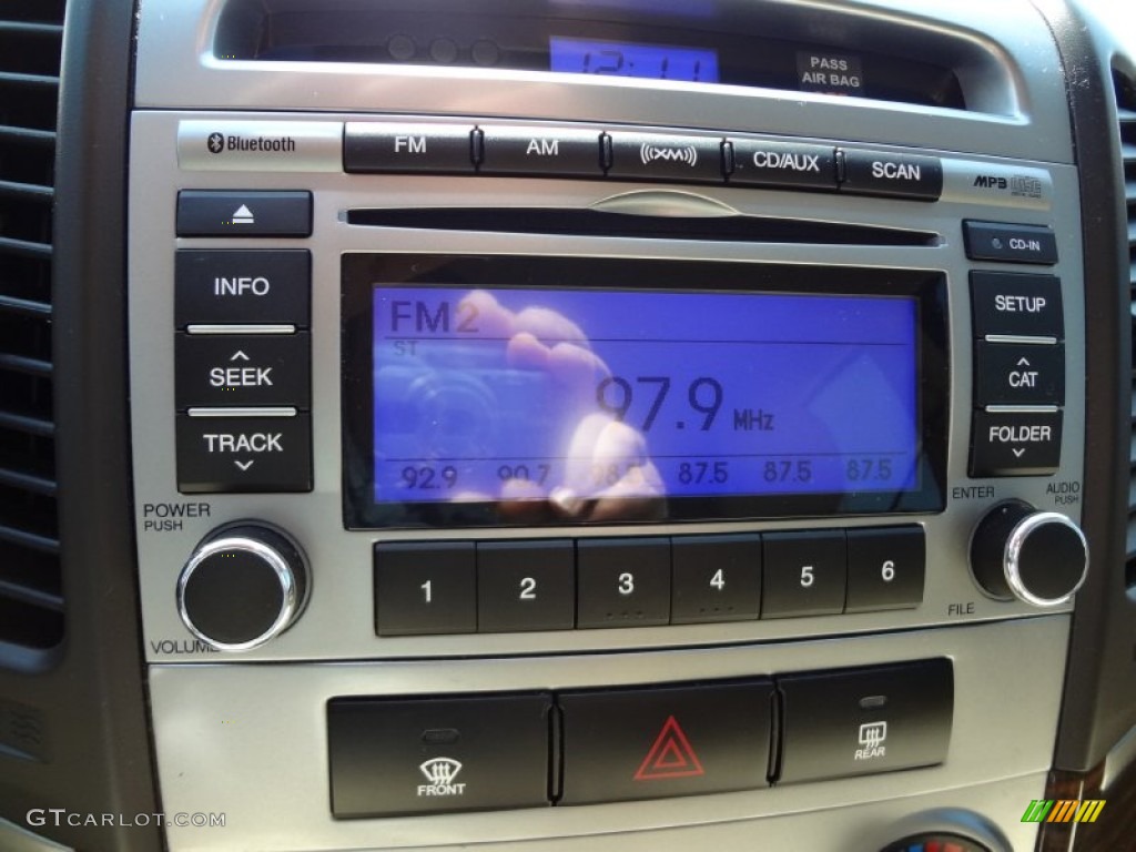 2011 Hyundai Santa Fe GLS Audio System Photo #66538929