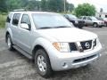 Silver Lightning Metallic - Pathfinder SE 4x4 Photo No. 1