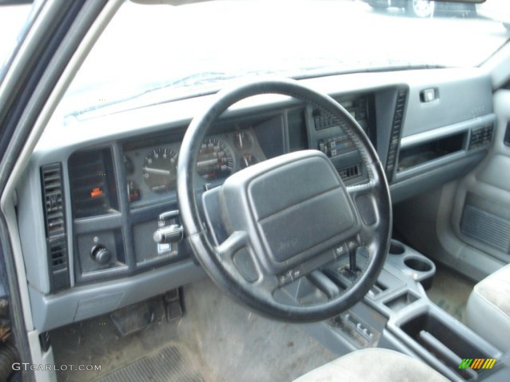 1996 Cherokee Sport 4WD - Dark Blue Pearl / Gray photo #8