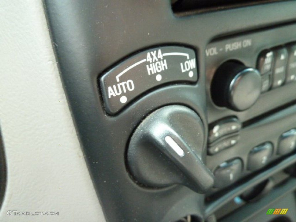 2000 Ford Explorer Sport 4x4 Controls Photo #66542343