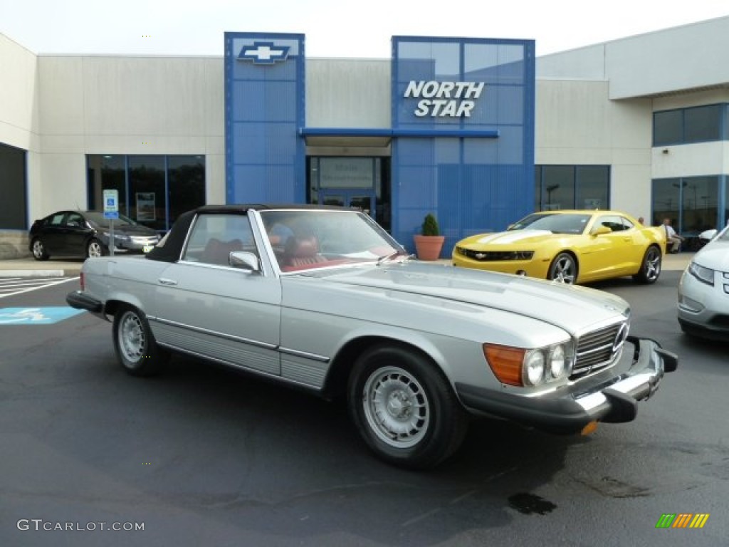 1975 SL Class 450 SL Roadster - Astral Silver Metallic / Red photo #1
