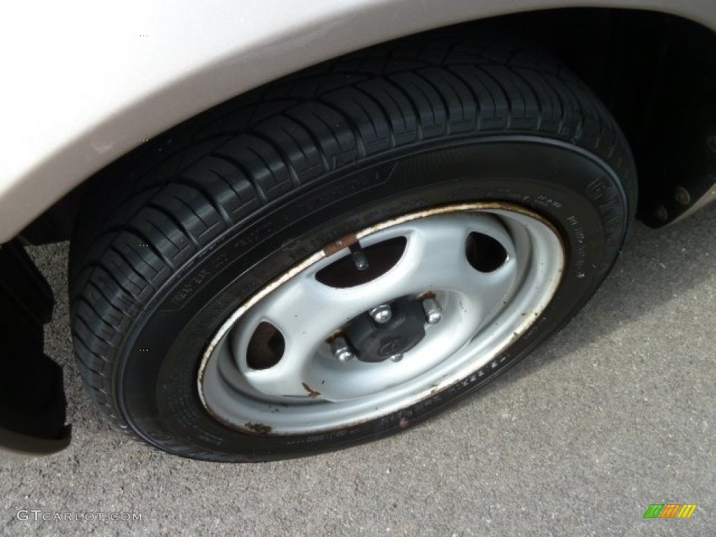 2001 Corolla CE - Sandrift Beige Metallic / Pebble Beige photo #6