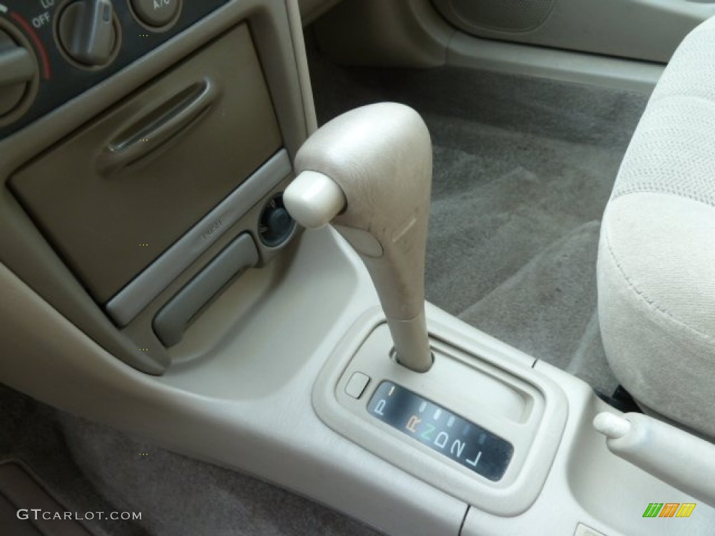 2001 Corolla CE - Sandrift Beige Metallic / Pebble Beige photo #11