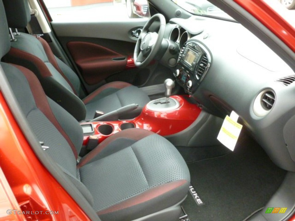 Black/Red/Red Trim Interior 2012 Nissan Juke SV AWD Photo #66542727