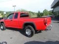 Victory Red - Colorado Extended Cab 4x4 Photo No. 8