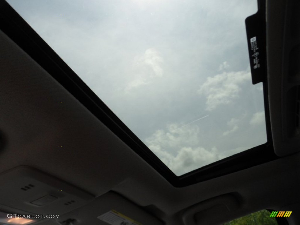 2012 Chevrolet Sonic LTZ Hatch Sunroof Photo #66545259