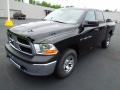 Black - Ram 1500 ST Crew Cab 4x4 Photo No. 2