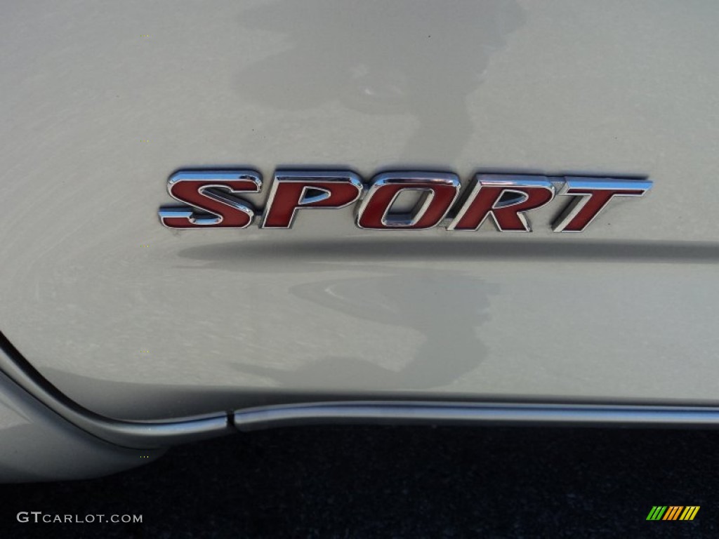 2010 RAV4 Sport V6 4WD - Classic Silver Metallic / Dark Charcoal photo #26