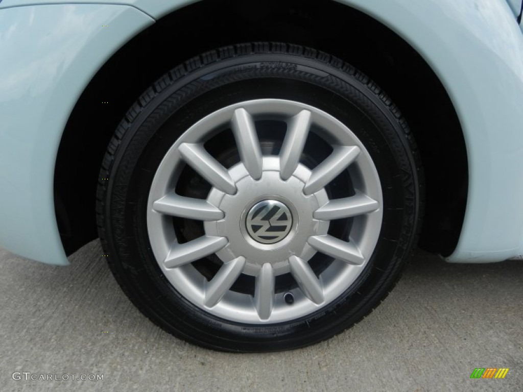 2004 Volkswagen New Beetle GLS Convertible Wheel Photo #66548187