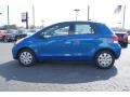 2009 Blazing Blue Pearl Toyota Yaris 5 Door Liftback  photo #5