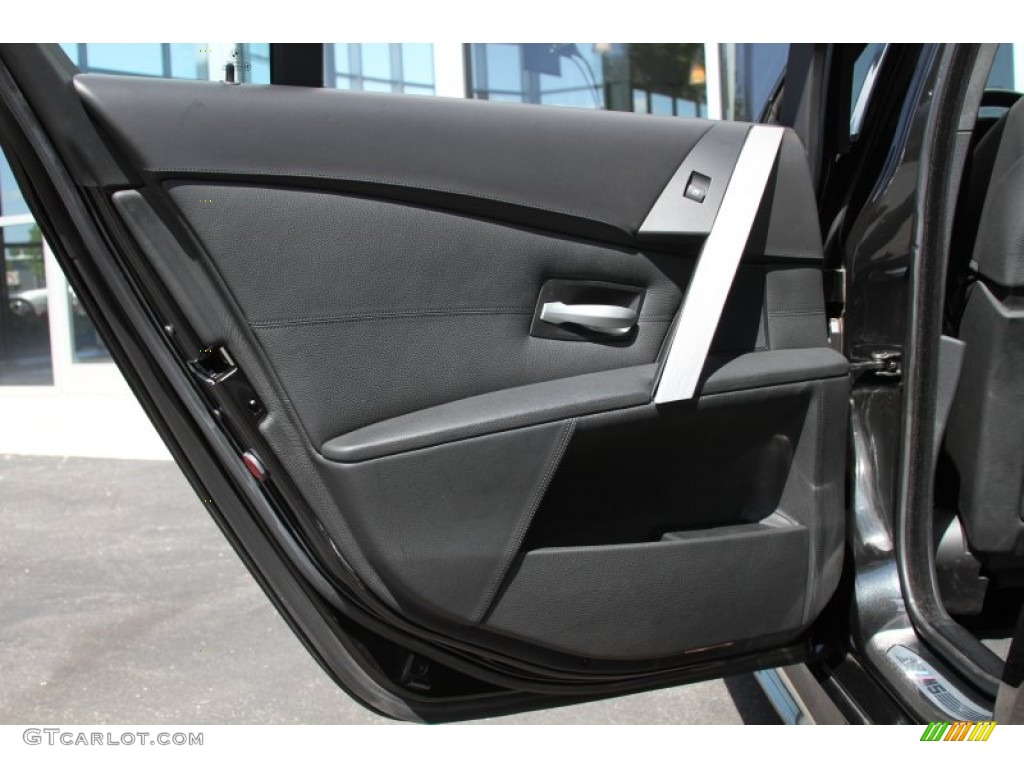 2007 BMW M5 Sedan Black Door Panel Photo #66553255