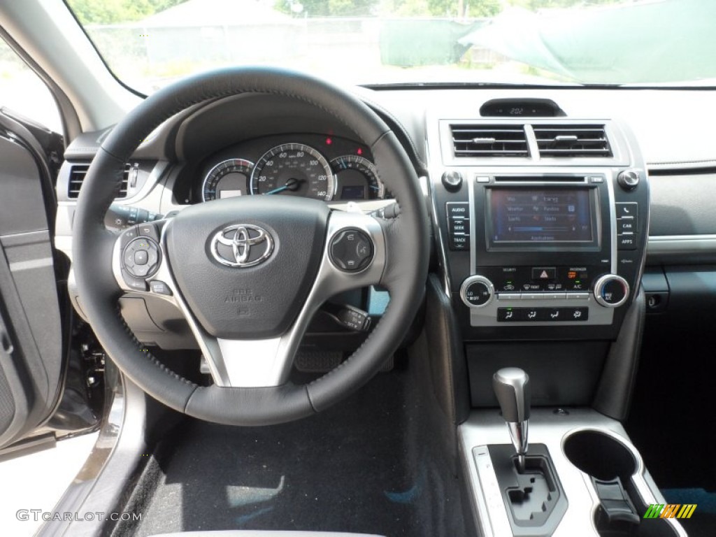 2012 Camry SE - Attitude Black Metallic / Black/Ash photo #27