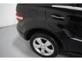 Obsidian Black Metallic - ML 350 4Matic Photo No. 26