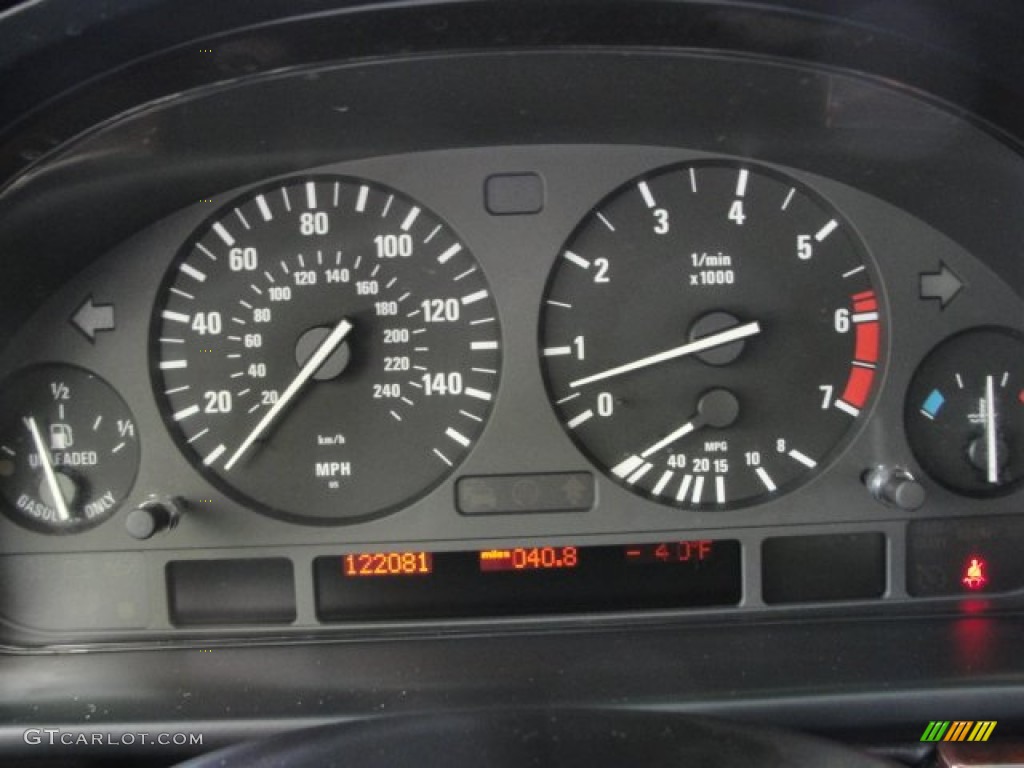 2002 BMW 5 Series 540i Sedan Gauges Photo #66557550
