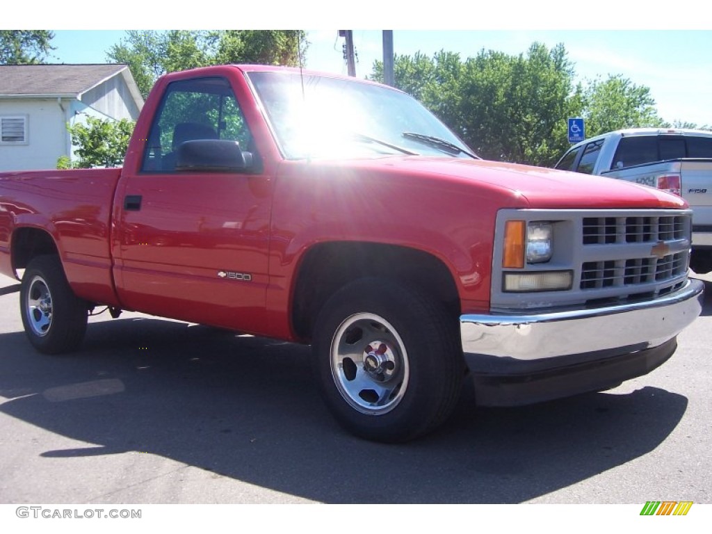 1997 C/K C1500 Regular Cab - Victory Red / Medium Dark Pewter photo #3