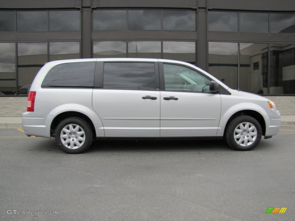 Bright Silver Metallic 2008 Chrysler Town & Country LX Exterior Photo #66563085