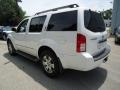 2008 White Frost Nissan Pathfinder LE 4x4  photo #9