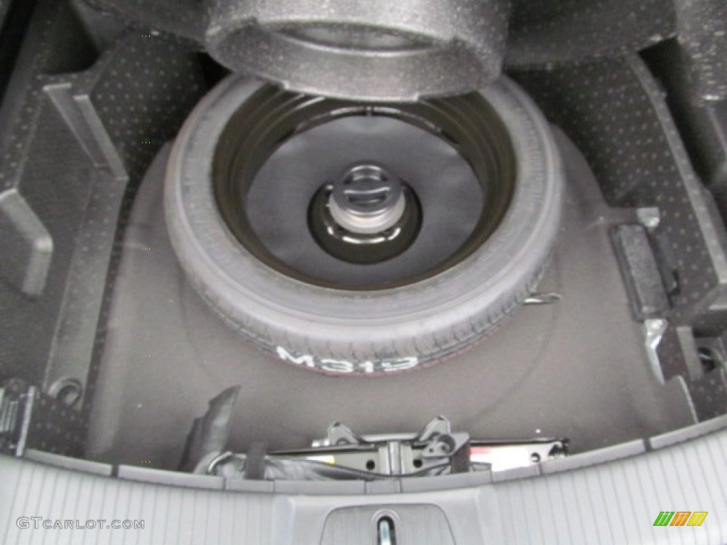 2012 Chevrolet Captiva Sport LT Trunk Photo #66566004