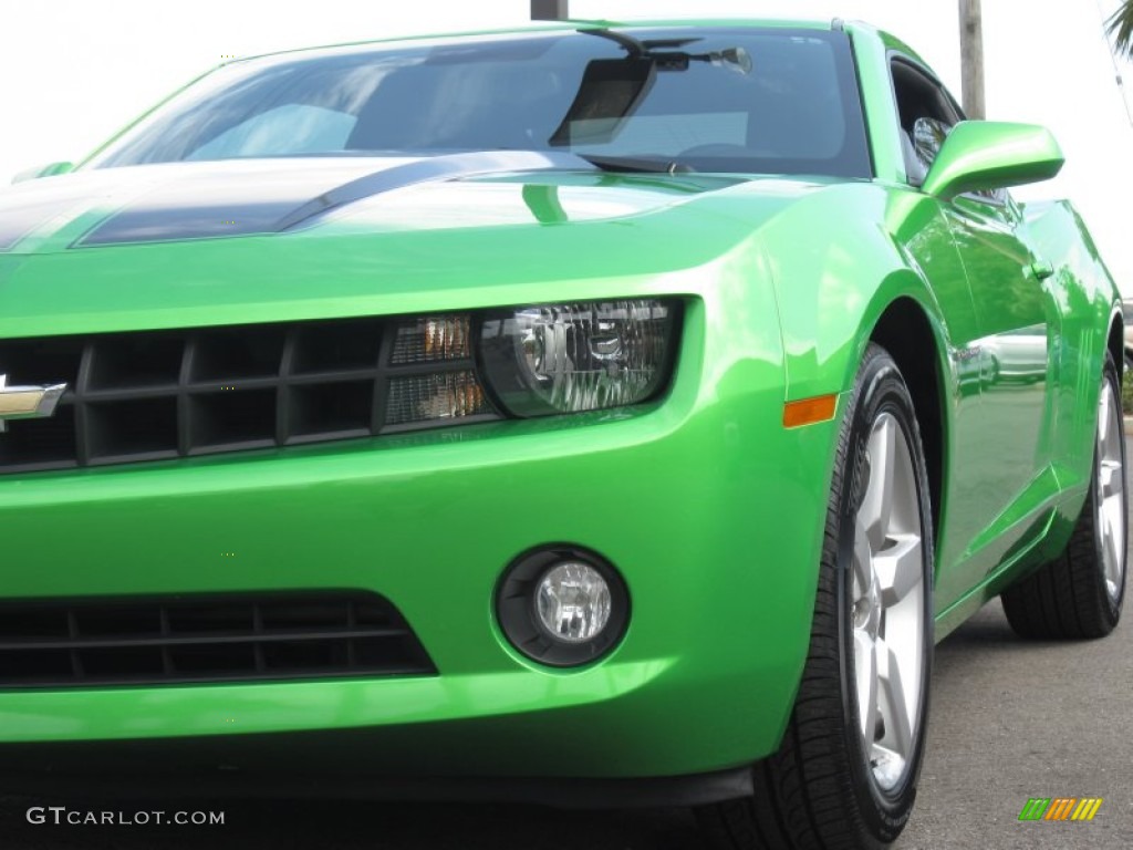2010 Camaro LT Coupe Synergy Special Edition - Synergy Green Metallic / Black/Green photo #15