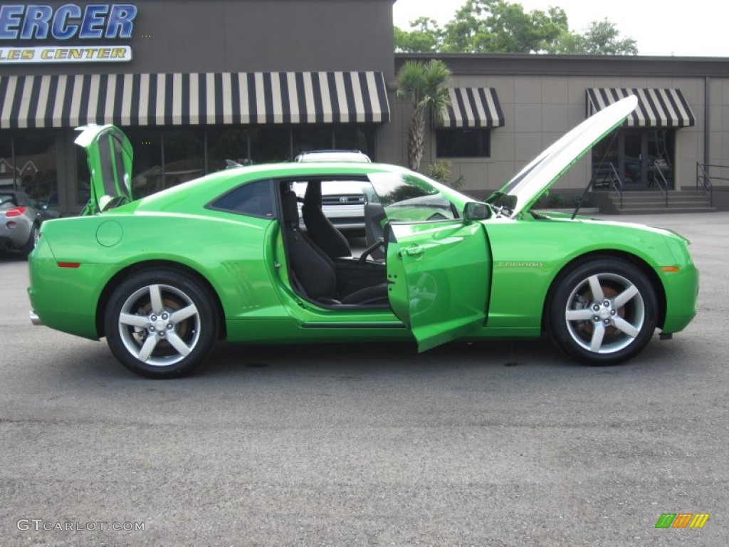 2010 Camaro LT Coupe Synergy Special Edition - Synergy Green Metallic / Black/Green photo #20