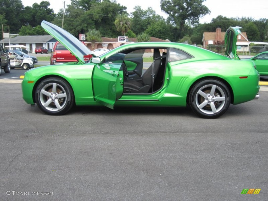 2010 Camaro LT Coupe Synergy Special Edition - Synergy Green Metallic / Black/Green photo #24