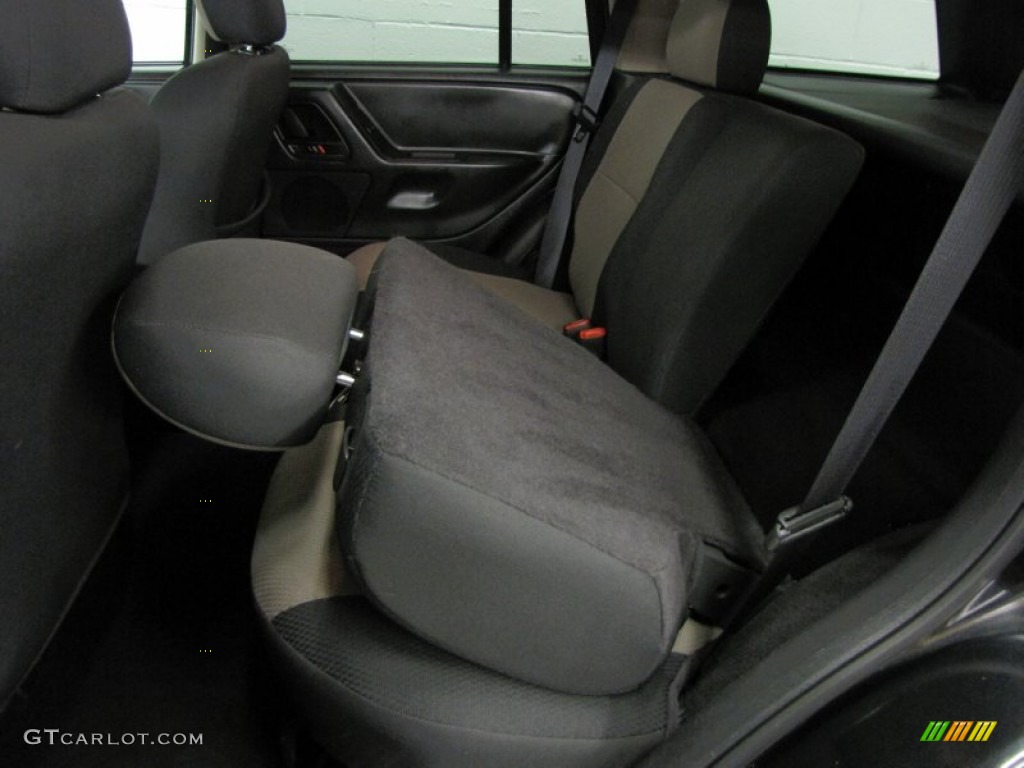 2004 Grand Cherokee Columbia Edition 4x4 - Graphite Metallic / Dark Slate Gray photo #11