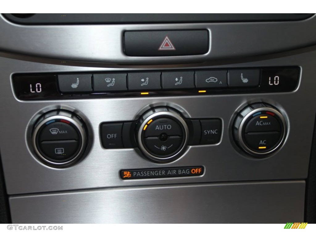 2013 Volkswagen CC V6 Lux Controls Photo #66568968