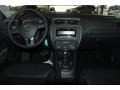 Black - Jetta SE Sedan Photo No. 14