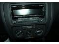 Black - Jetta SE Sedan Photo No. 16