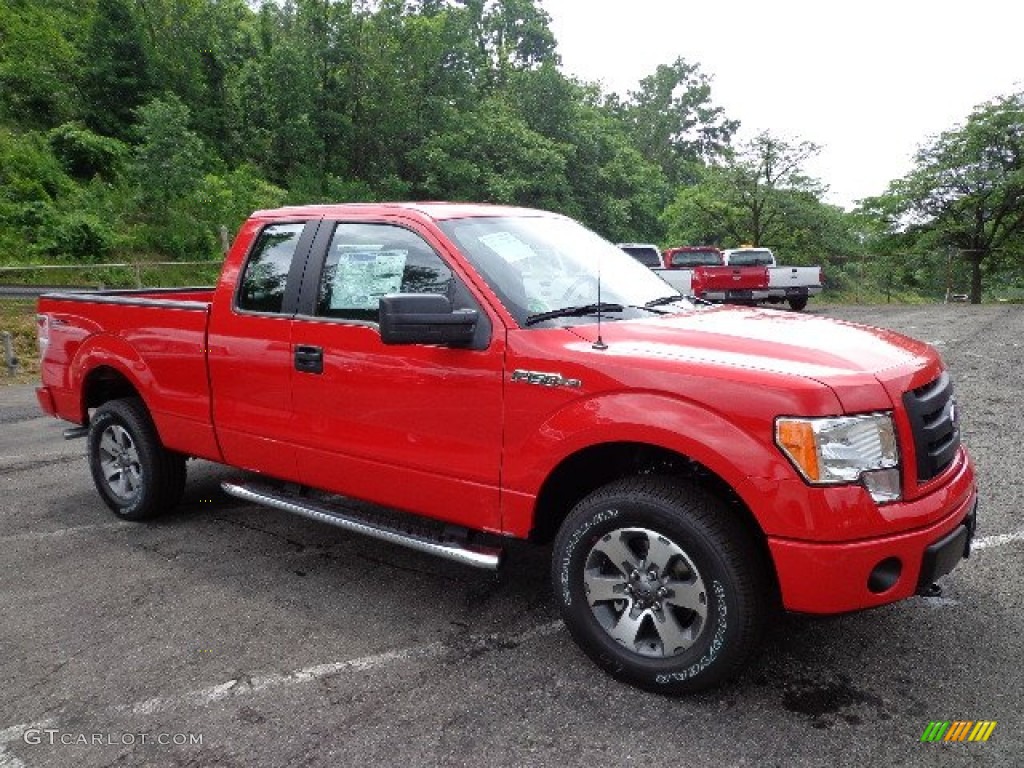 Race Red 2012 Ford F150 STX SuperCab 4x4 Exterior Photo #66570030