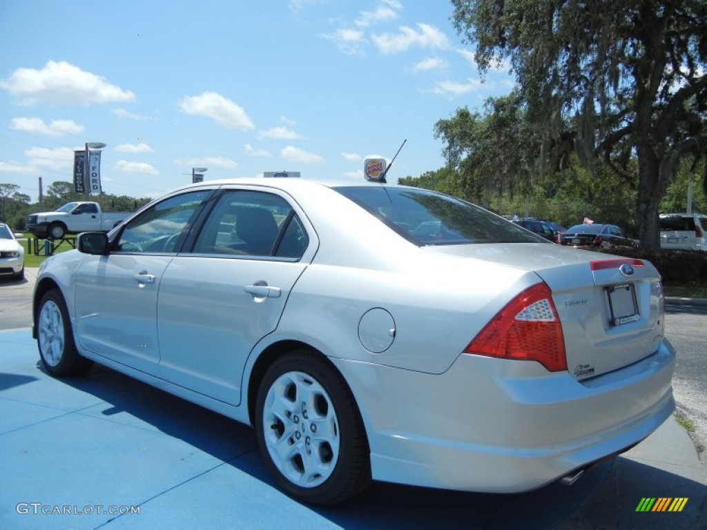 2011 Fusion SE V6 - Ingot Silver Metallic / Charcoal Black photo #3