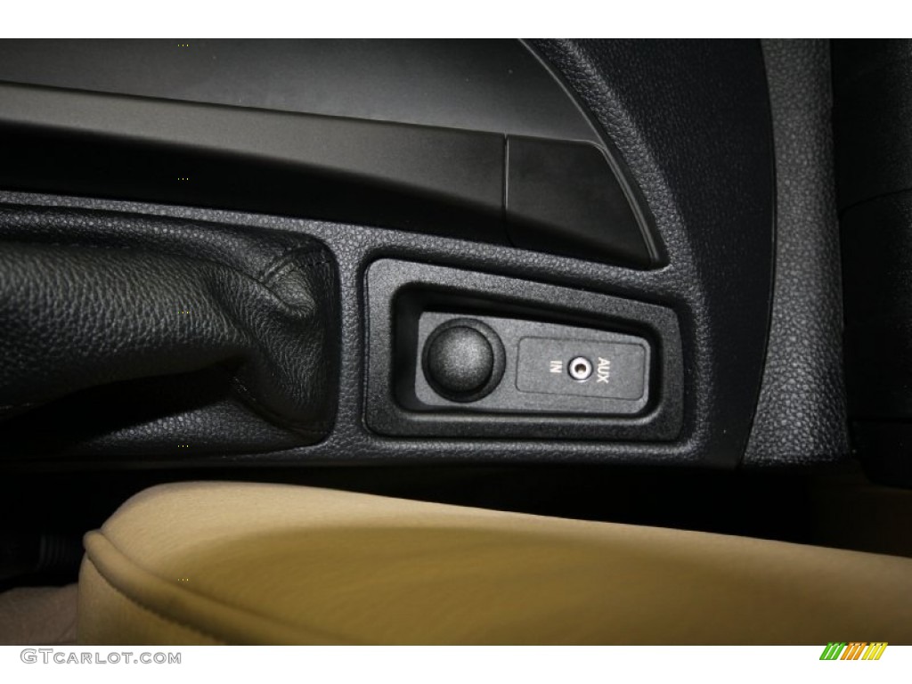 2009 1 Series 128i Coupe - Monaco Blue Metallic / Savanna Beige/Black Boston Leather photo #24