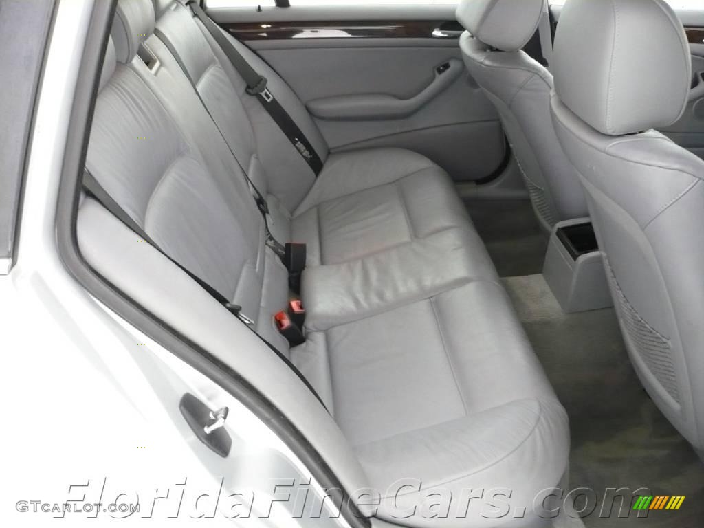2001 3 Series 325i Wagon - Titanium Silver Metallic / Grey photo #15