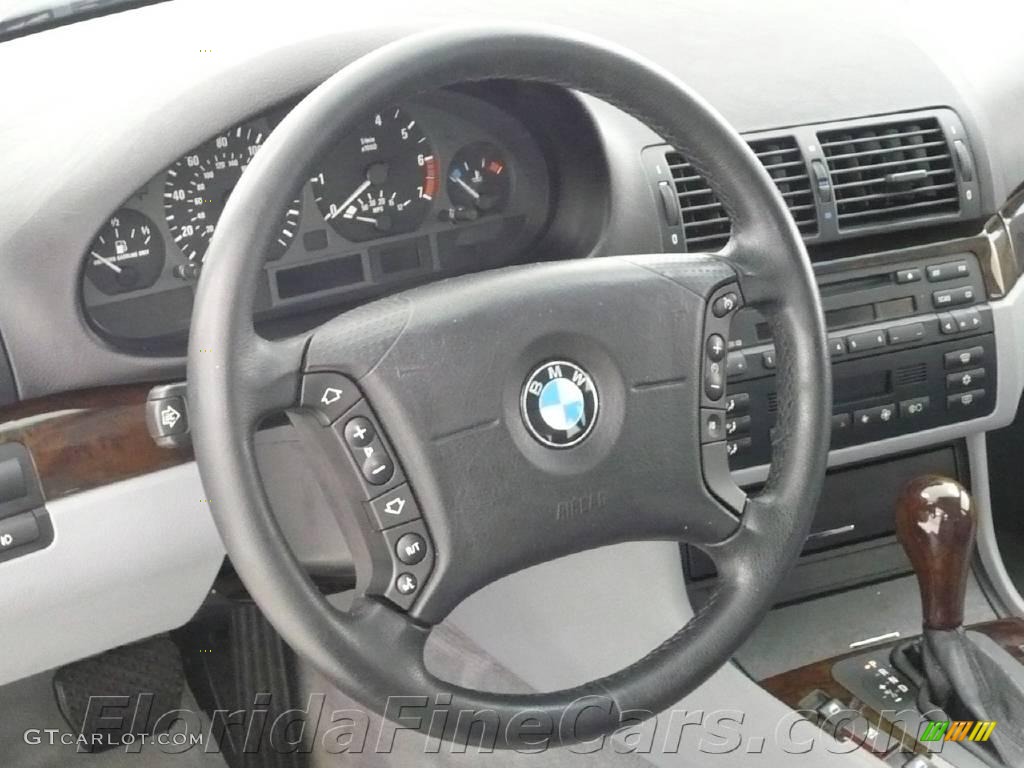 2001 3 Series 325i Wagon - Titanium Silver Metallic / Grey photo #17