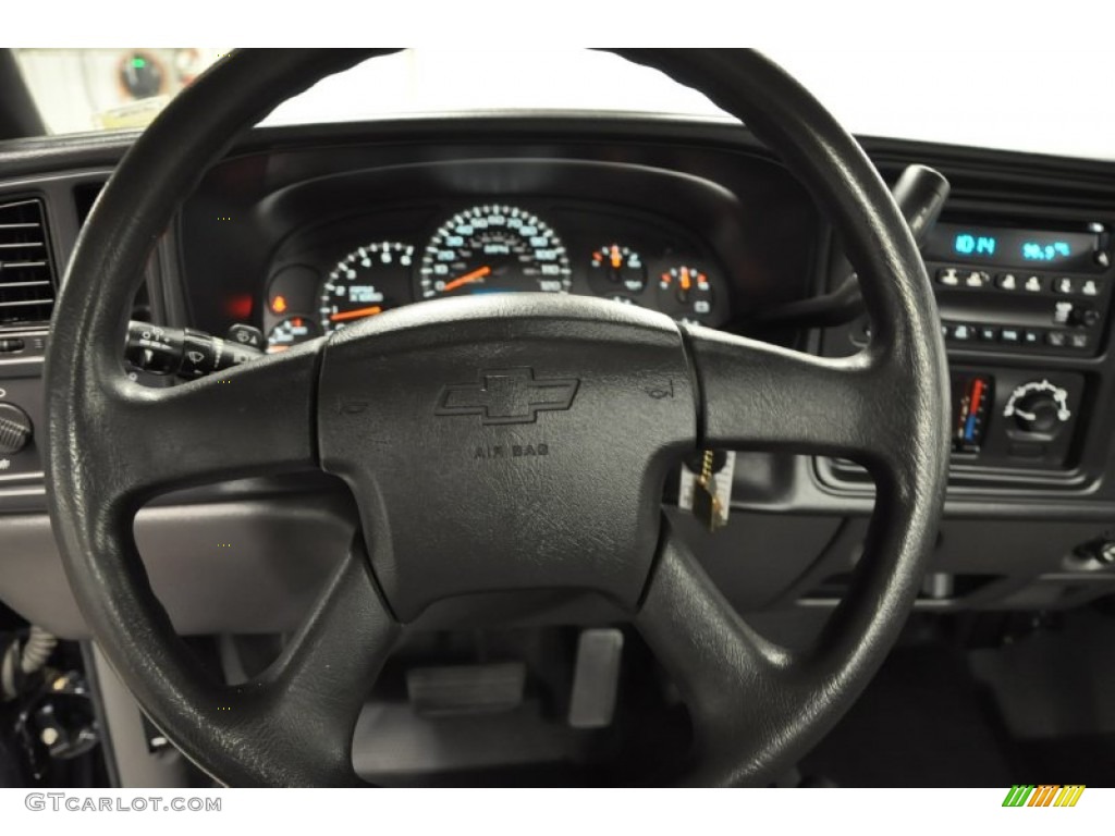 2005 Chevrolet Silverado 2500HD Work Truck Regular Cab 4x4 Dark Charcoal Steering Wheel Photo #66577908